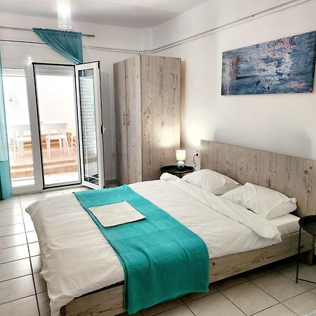 La Familia Apartments Olympiakí Aktí المظهر الخارجي الصورة