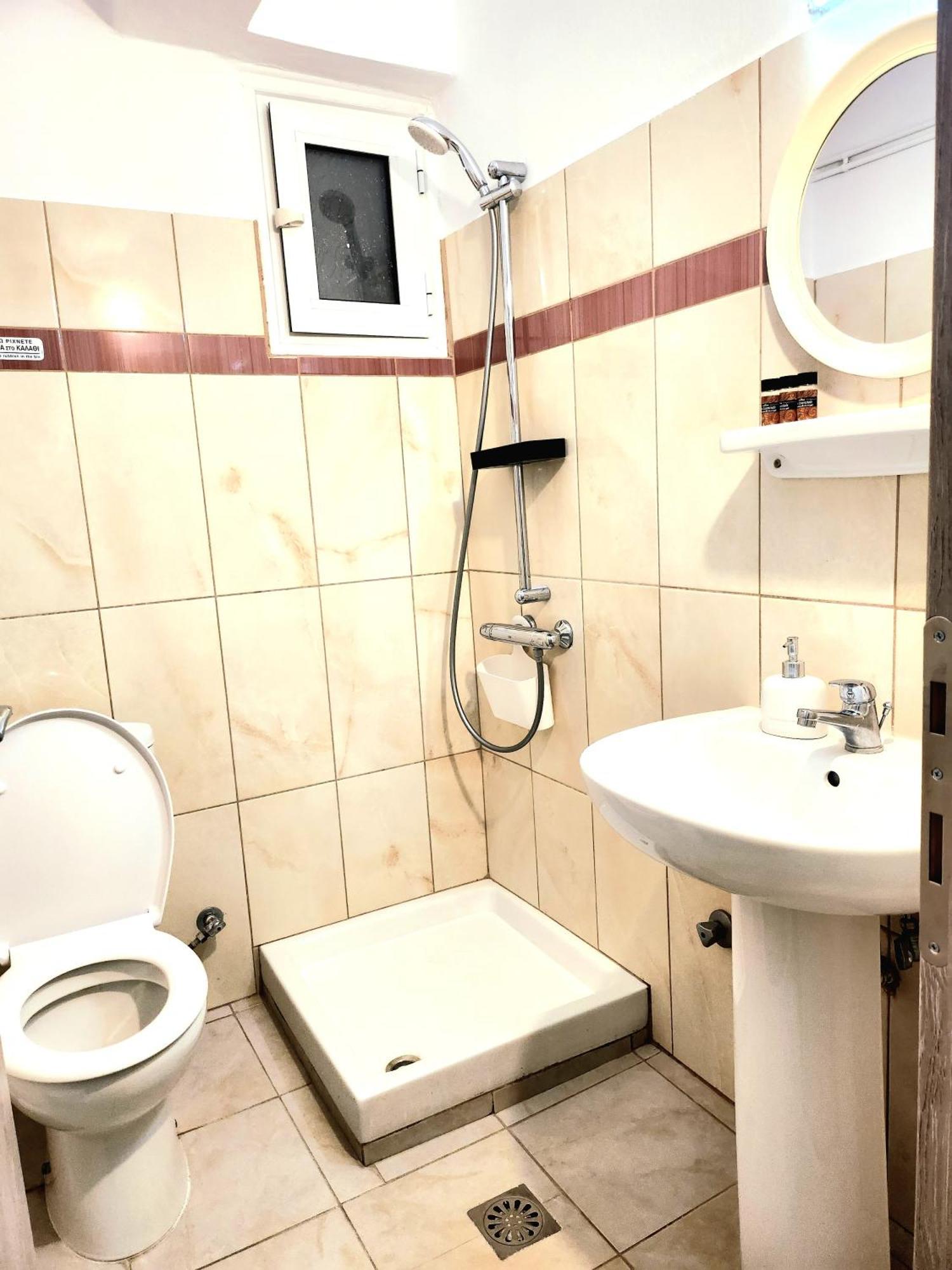 La Familia Apartments Olympiakí Aktí المظهر الخارجي الصورة