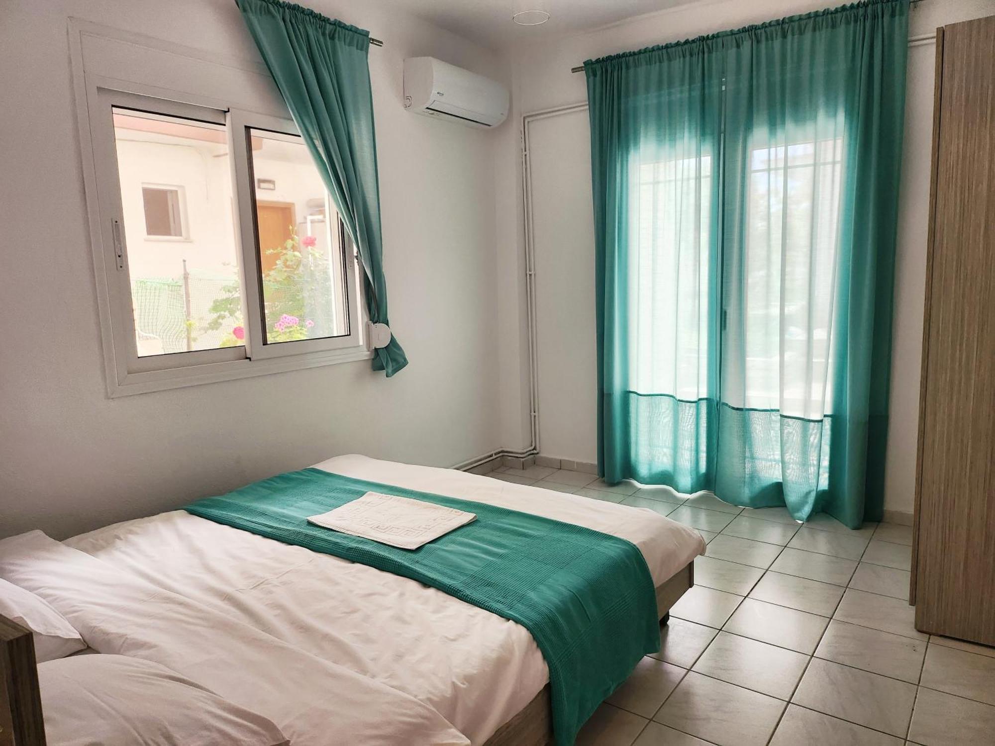 La Familia Apartments Olympiakí Aktí المظهر الخارجي الصورة