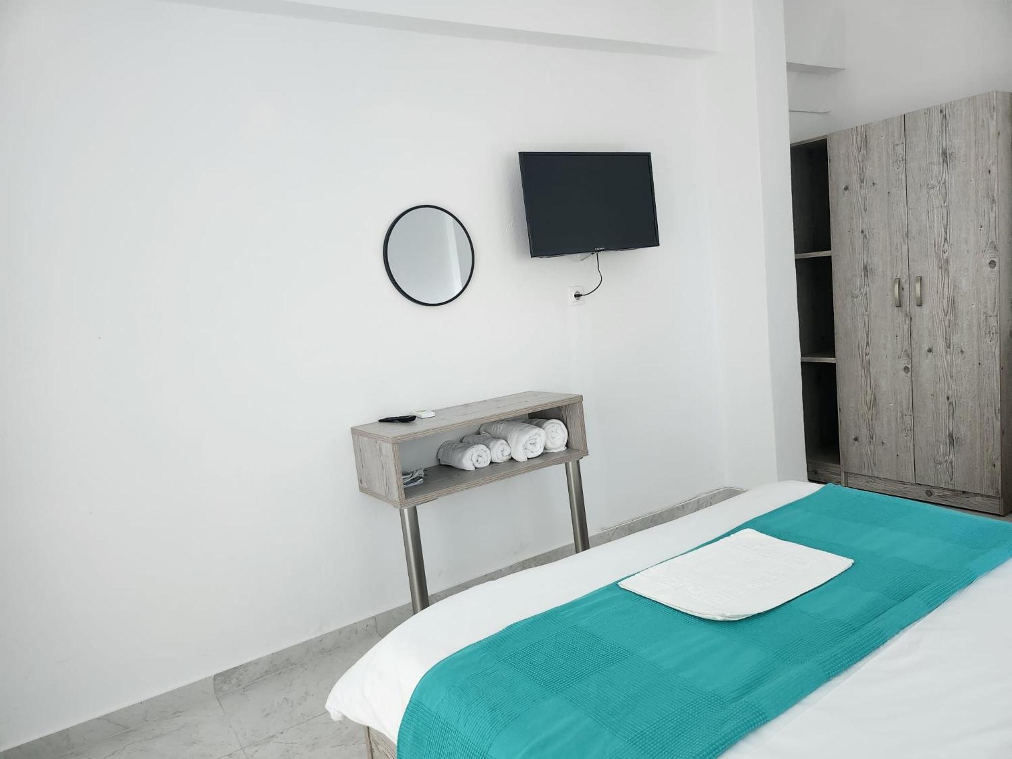 La Familia Apartments Olympiakí Aktí المظهر الخارجي الصورة